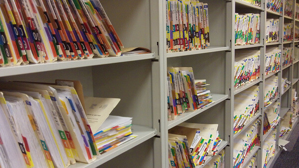 In rush to digital medical records, progress comes slowly
