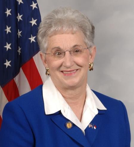 Students, financial aid experts see increasing number of allies in Congress