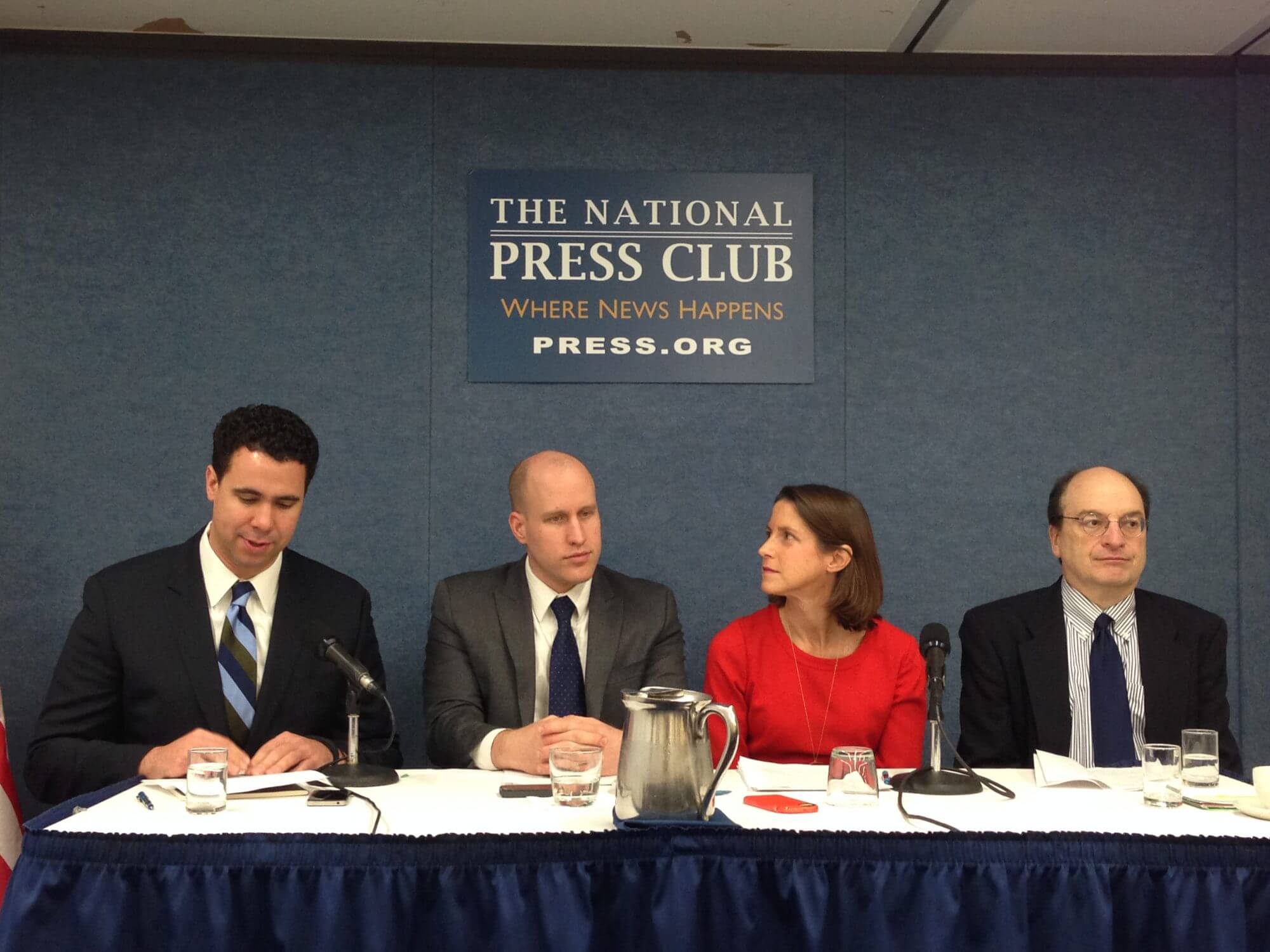 Keystone pipeline not in U.S. national interest, panelists say