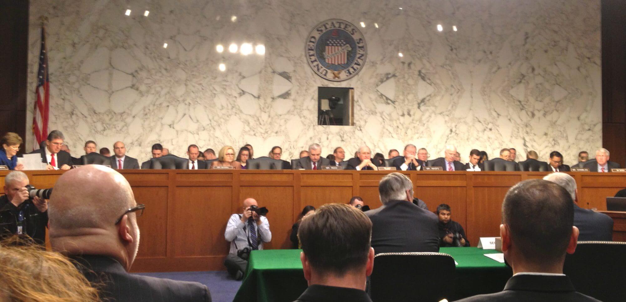 Hagel backs Obama’s approach to Ukraine