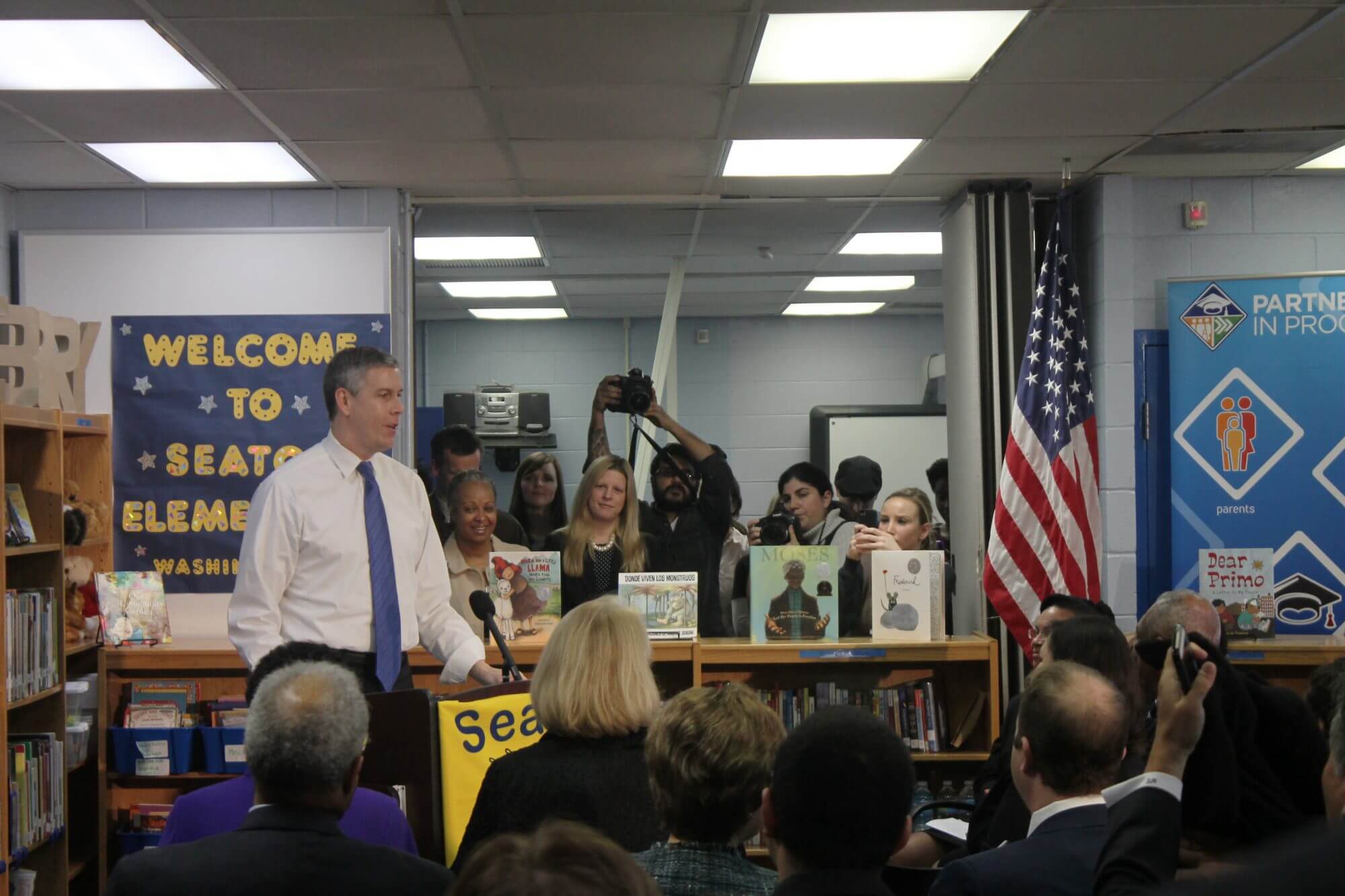 Education chief Arne Duncan offers changes in 2002 No Child Left Behind law