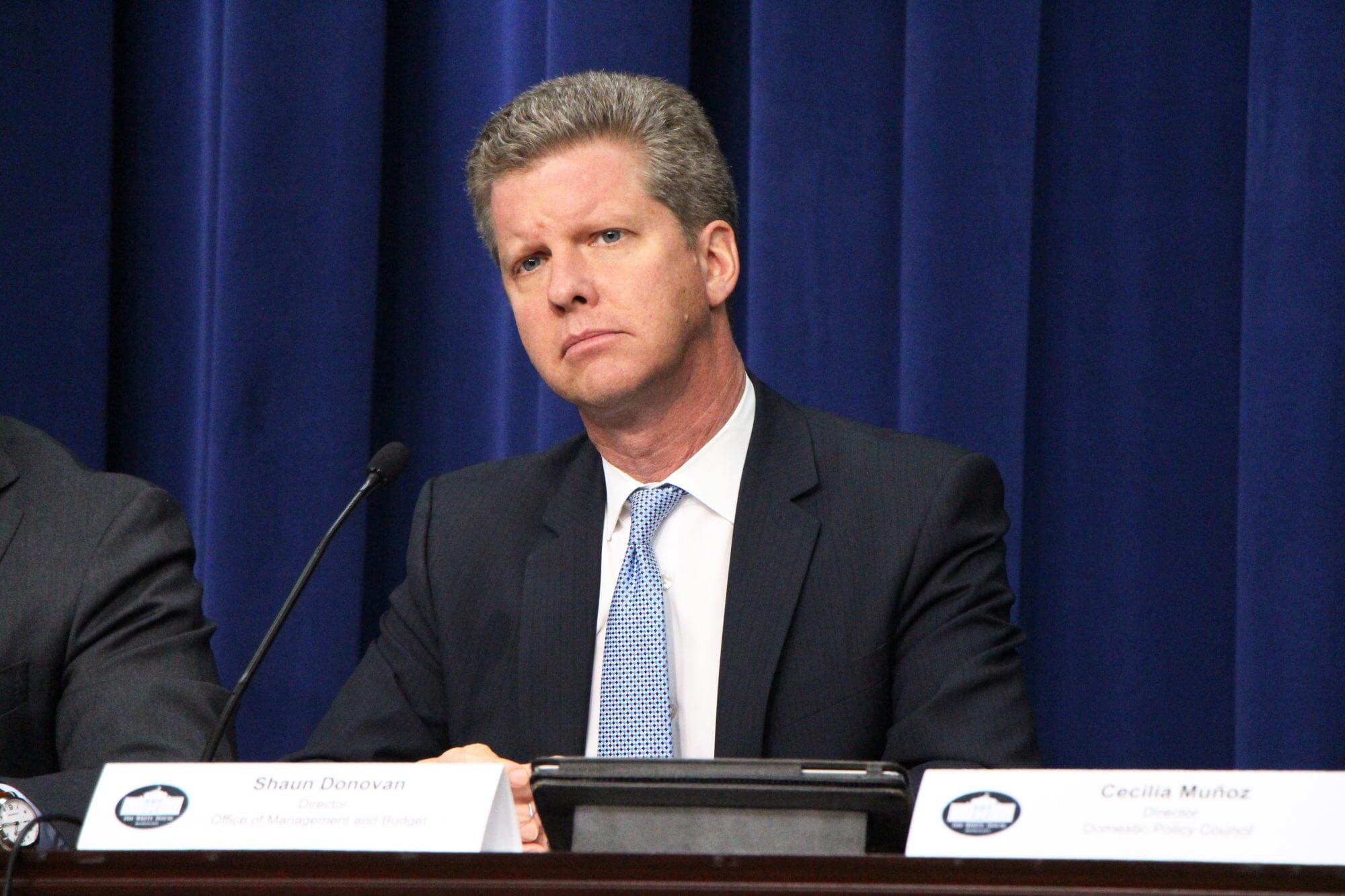 2016 budget would give infrastructure a boost by taxing overseas profits