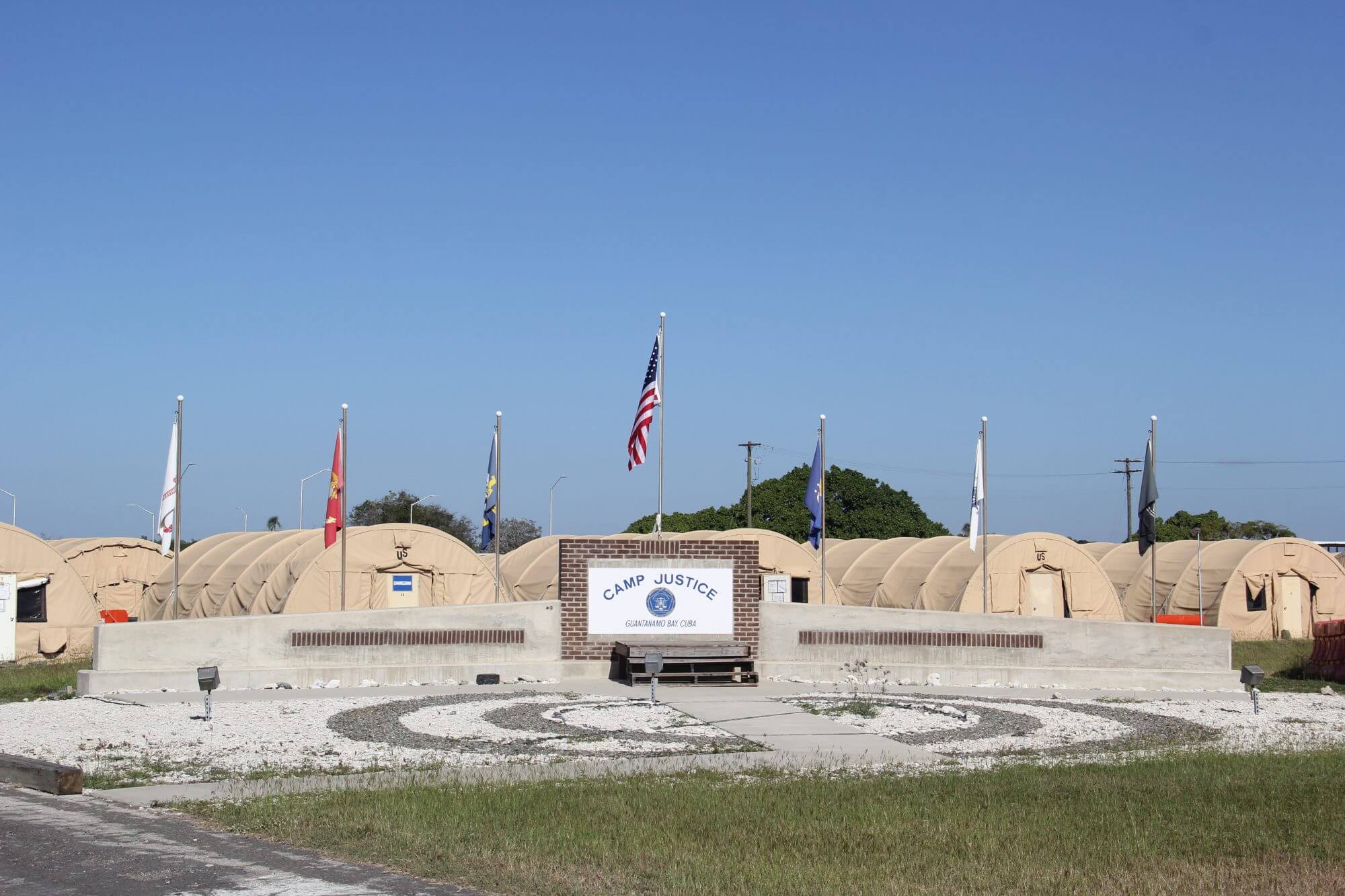 Military restrictions hinder Gitmo coverage, media say