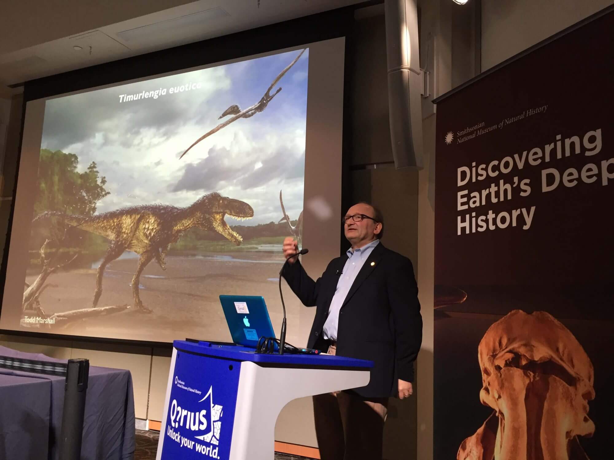 Newly discovered T. rex ancestor reveals how “the king got its crown”