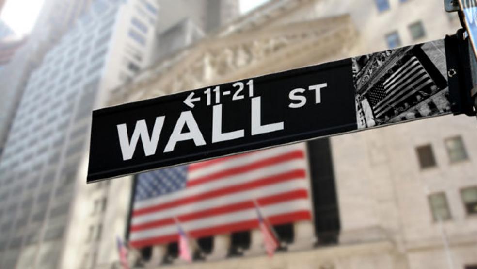 Word on Wall Street: financial markets continue to favor Clinton