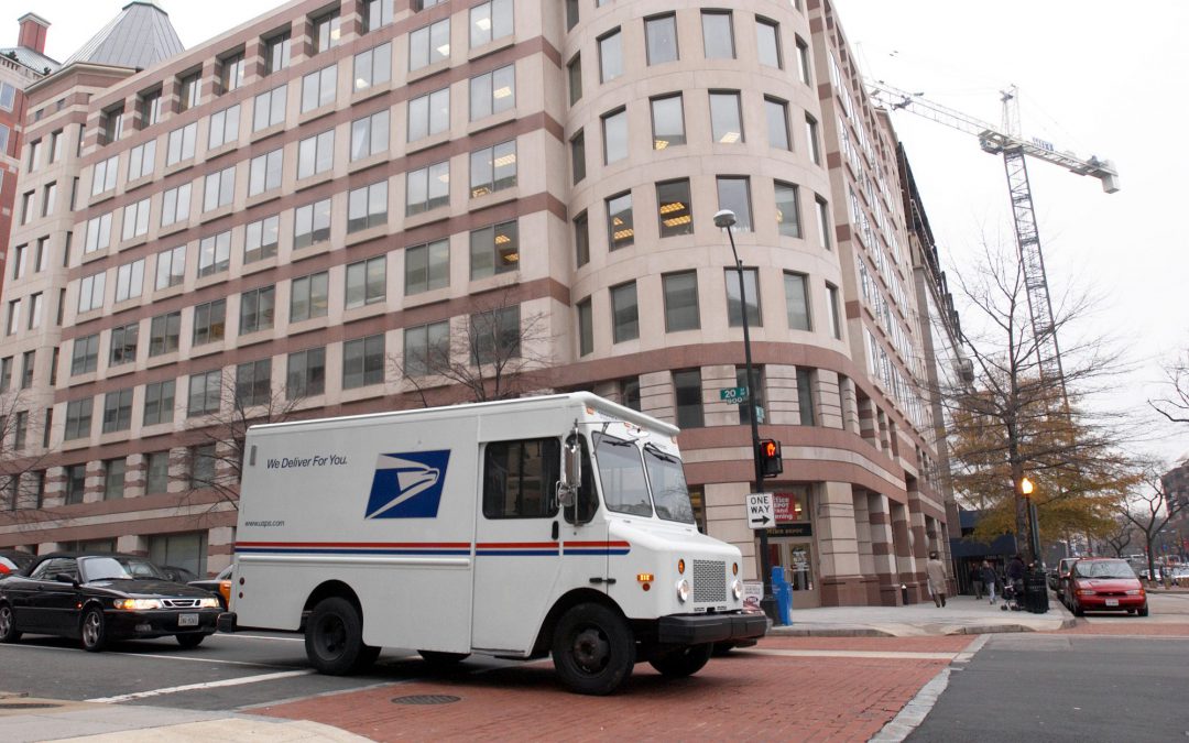 Postal service ‘unprepared’ to check mail for illicit drugs, senator says