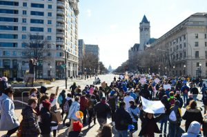 Students marched toward the Capitol chanting "Hey, hey. Ho, ho. The NRA has got to go" and "What do we want? Gun control. When do we want it? Now." (Rhytha Zahid Hejaze/MNS)