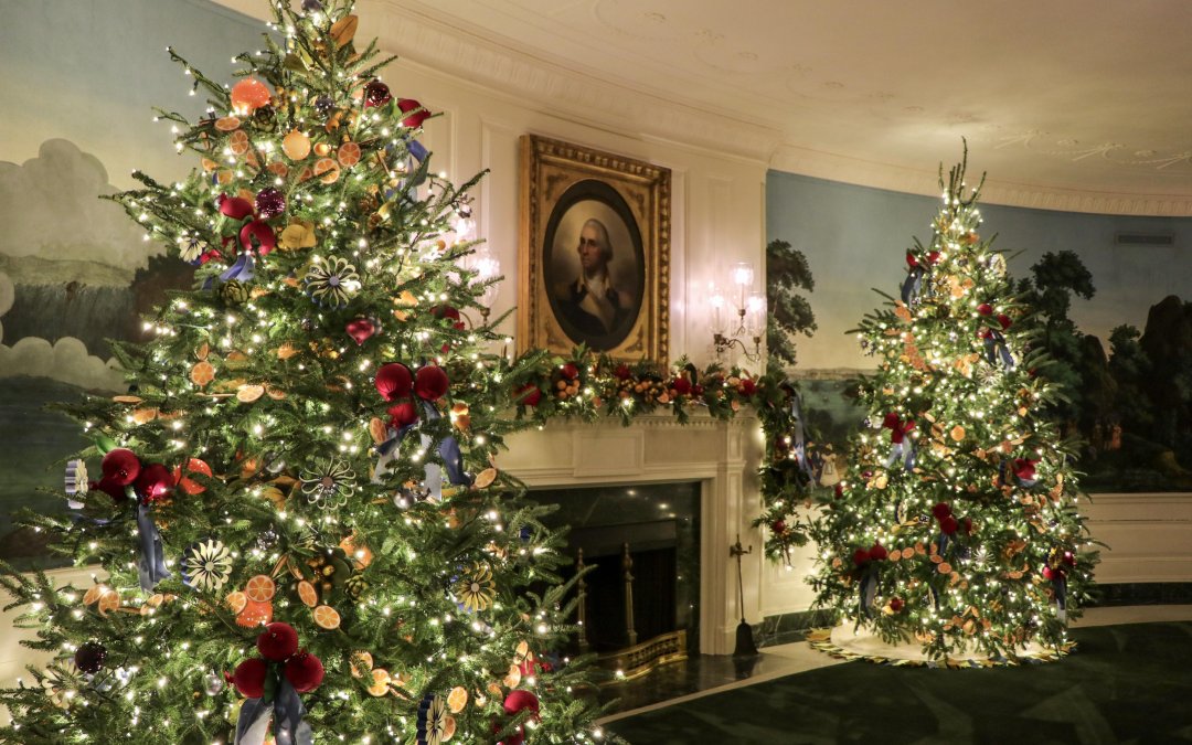 Photos: First Lady Jill Biden decks the halls of the White House for the final time