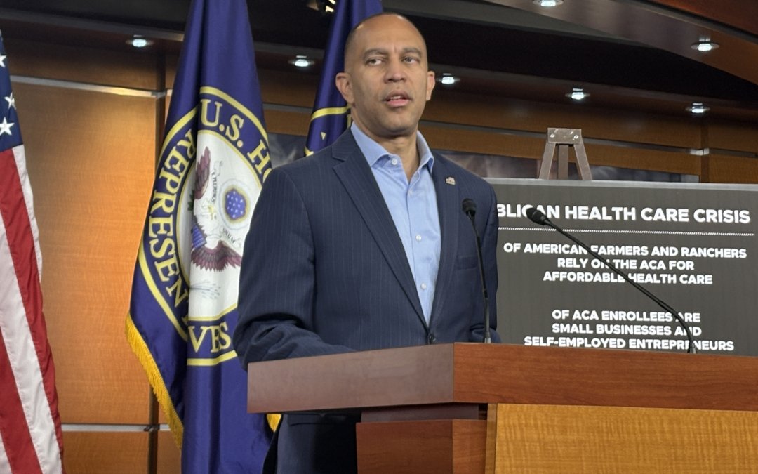 Government shutdown continues as neither party agrees on a resolution