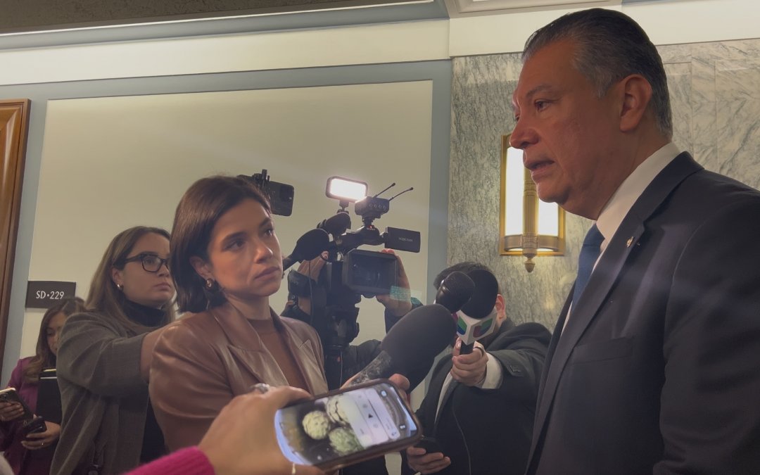 Democrats skip Senate hearing on anti-ICE protests