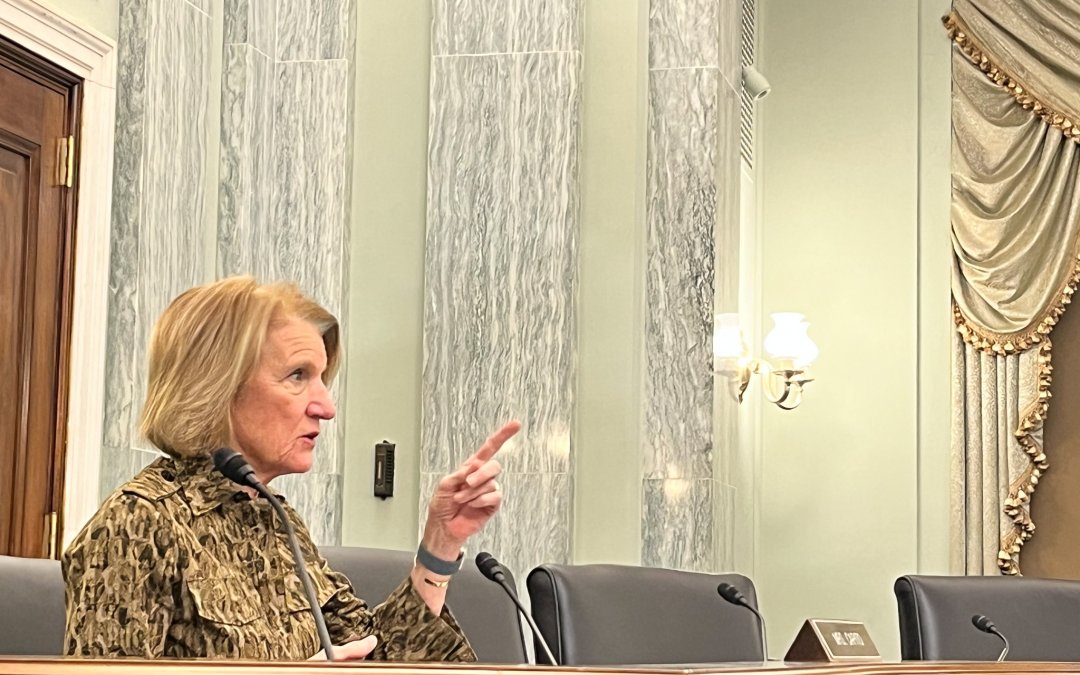 Senators evaluate television ownership cap, consider effects on local news amid potential Nexstar-TEGNA merger