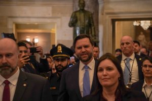 Vice President JD Vance briskly walked past the press before entering the House chamber. (Cayla Labgold-Carroll/MNS)