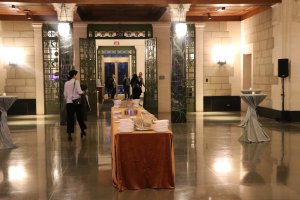 After the two panels, attendees got the chance to share hors d'oeuvres and connect with others. (David Sun/MNS)